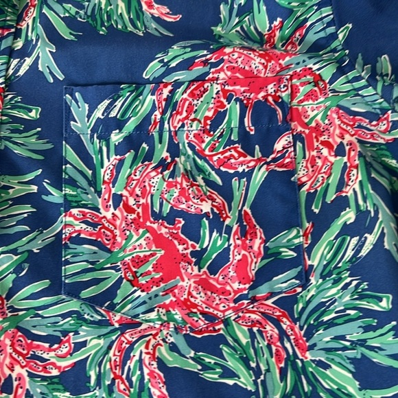 Chubbies Sz M The Nutter Short Sleeve Crab Print Shirt Blue Pink Summer EUC - Picture 5 of 12